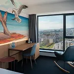 Campus 90 - Free Parking Hotel 4*