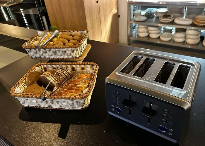 Campus 90 - Free Parking