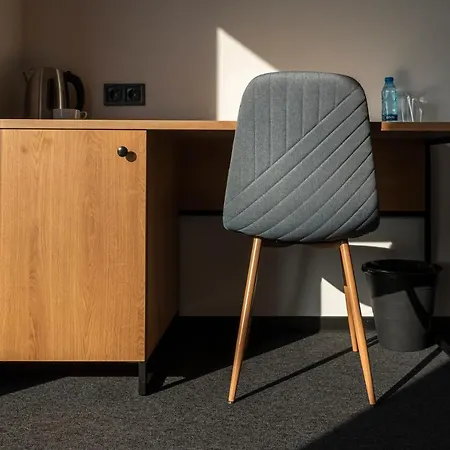 Campus 90 - Free Parking 4* וארנה