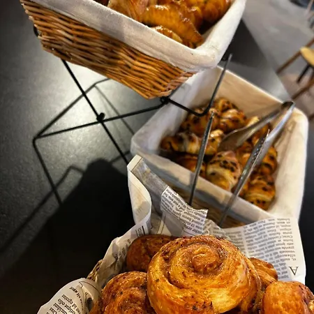 Hotel Campus 90 - Free Parking